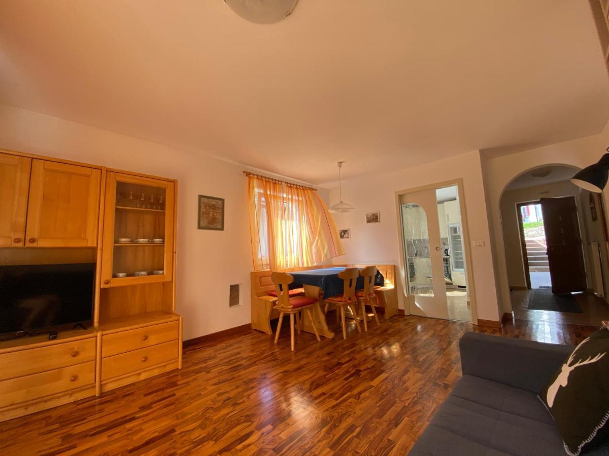 Amalia Apartment Santa Cristina Val Gardena Exterior photo
