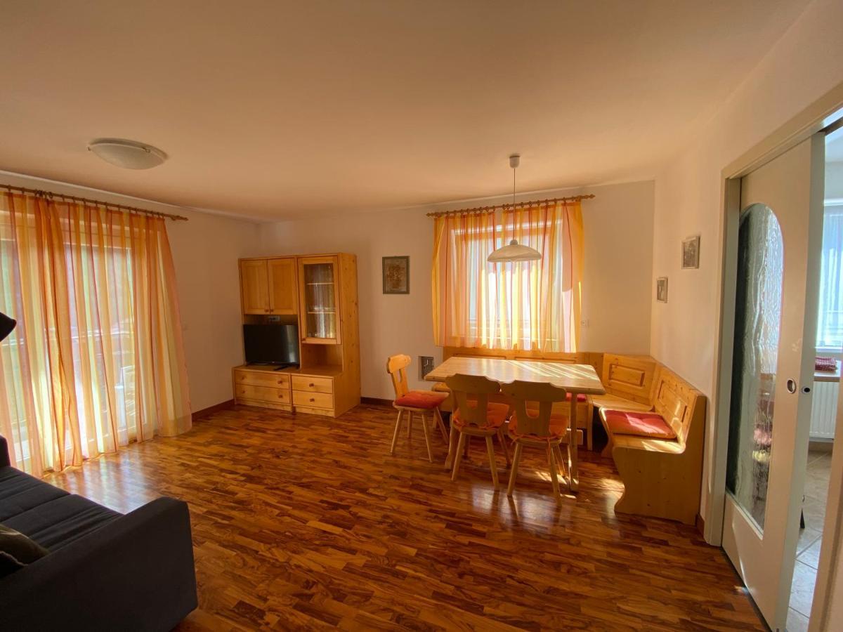 Amalia Apartment Santa Cristina Val Gardena Exterior photo