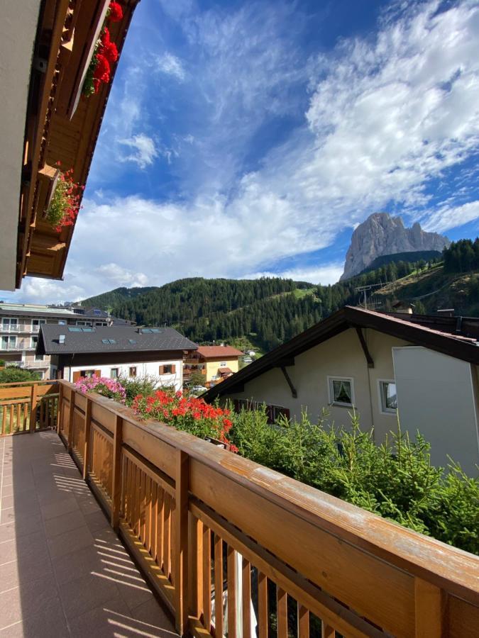 Amalia Apartment Santa Cristina Val Gardena Exterior photo